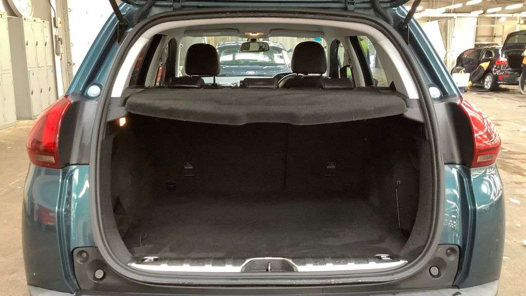 2016 PEUGEOT 2008 2016 PEUGEOT 2008