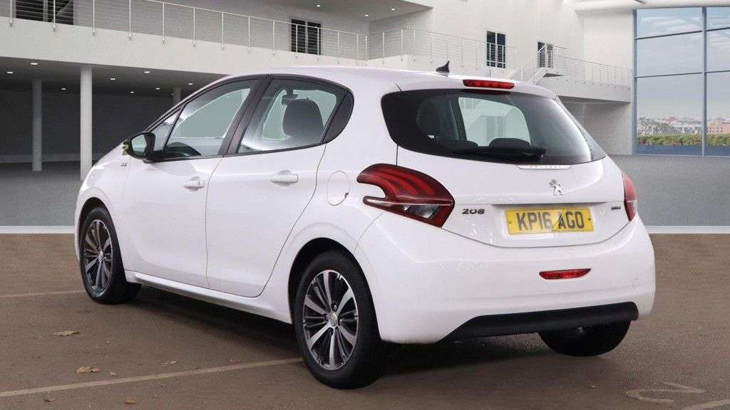 2016 PEUGEOT 208 2016 PEUGEOT 208