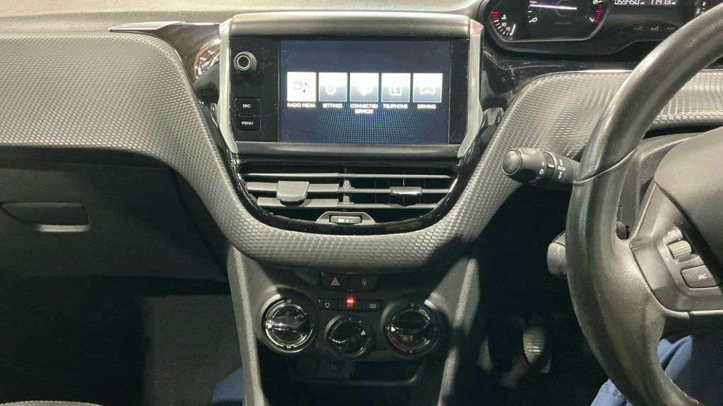 2016 PEUGEOT 208 2016 PEUGEOT 208