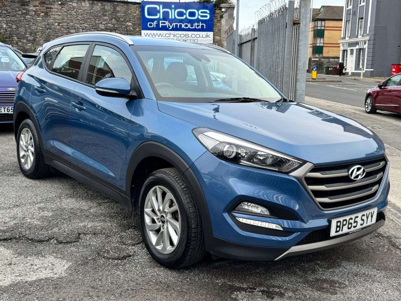 A 2016 HYUNDAI TUCSON 1.7 CRDi Blue Drive SE Nav SUV 5dr Diesel Manual Euro 6 (s/s) (116 ps) A 2016 HYUNDAI TUCSON 1.7 CRDi Blue Drive SE Nav SUV 5dr Diesel Manual Euro 6 (s/s) (116 ps)