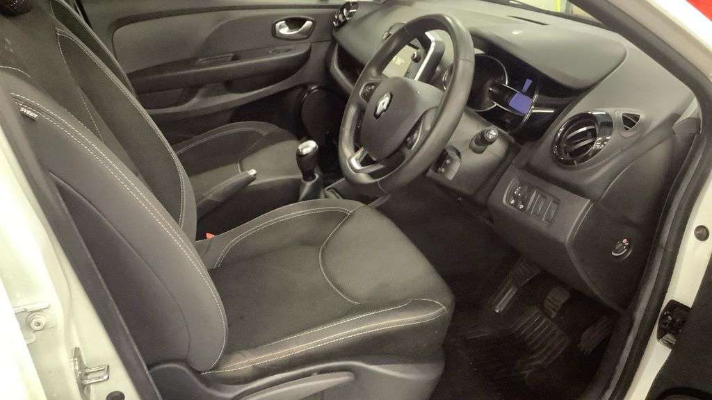 2017 RENAULT CLIO 2017 RENAULT CLIO