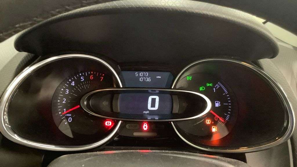 2017 RENAULT CLIO 2017 RENAULT CLIO