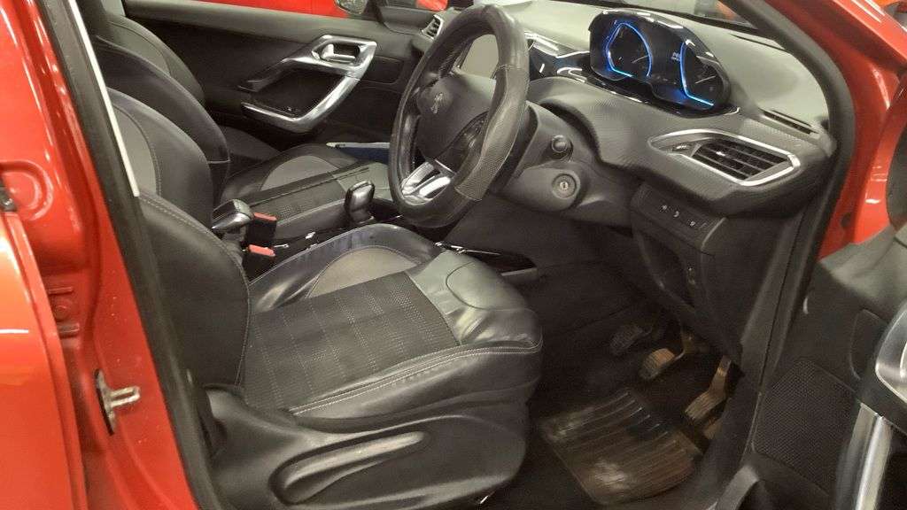 2015 PEUGEOT 2008 2015 PEUGEOT 2008