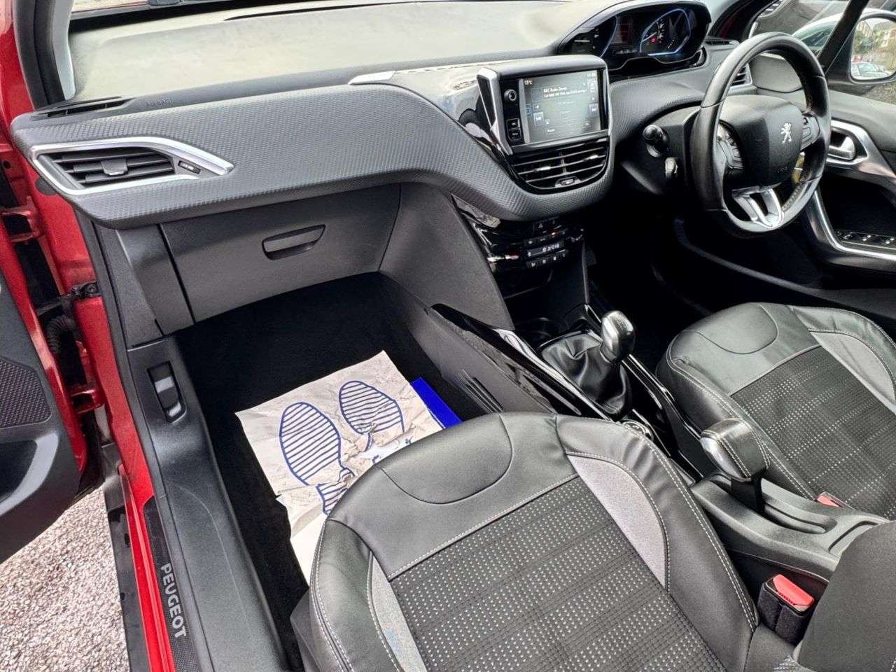 2015 PEUGEOT 2008 2015 PEUGEOT 2008