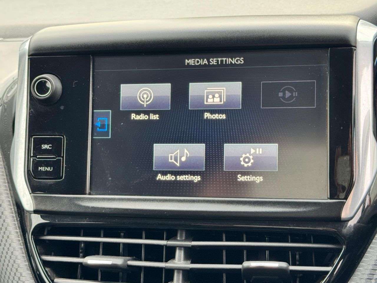 2015 PEUGEOT 2008 2015 PEUGEOT 2008