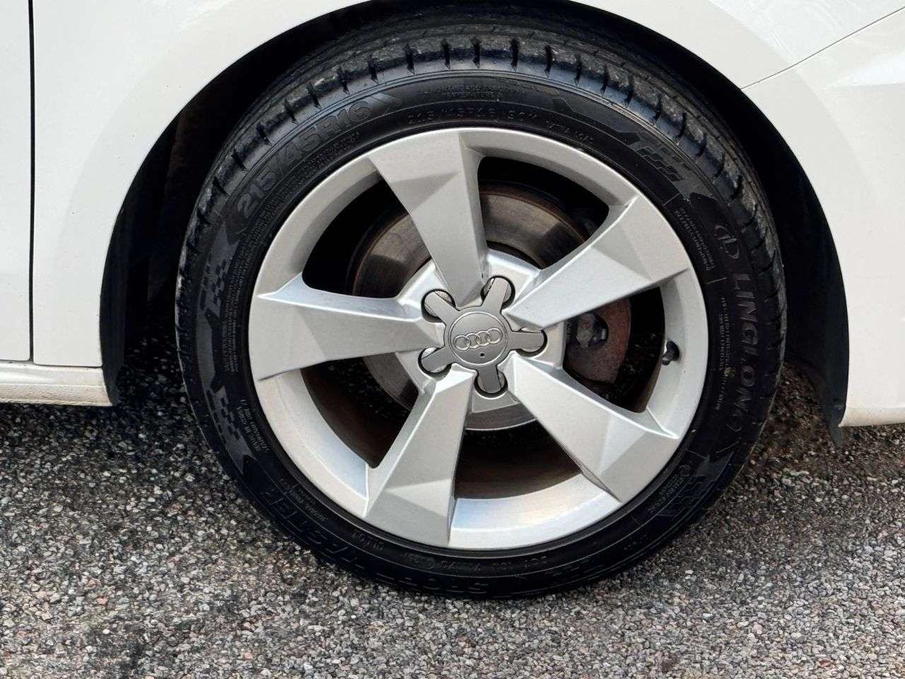 2017 AUDI A1 2017 AUDI A1