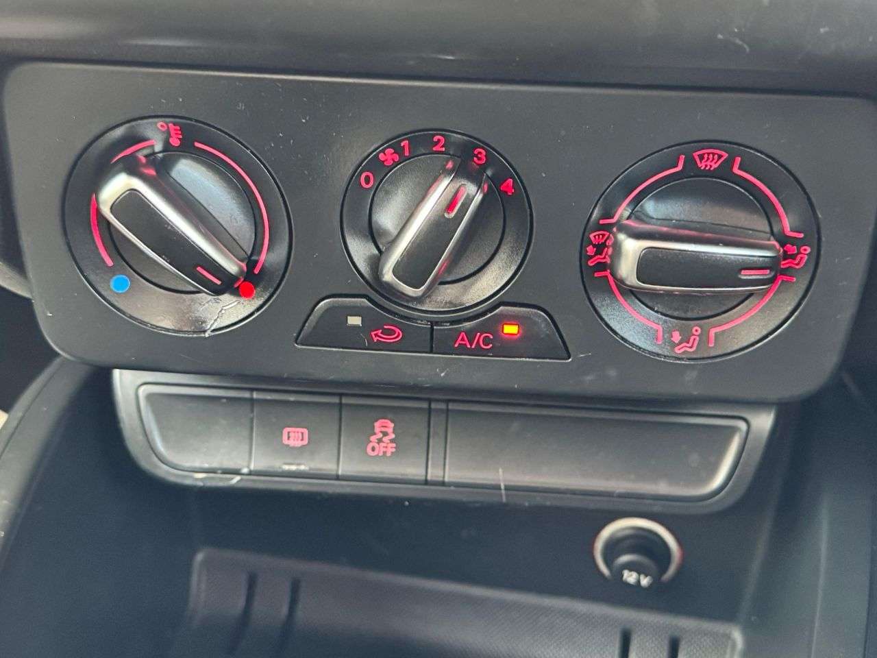 2017 AUDI A1 2017 AUDI A1