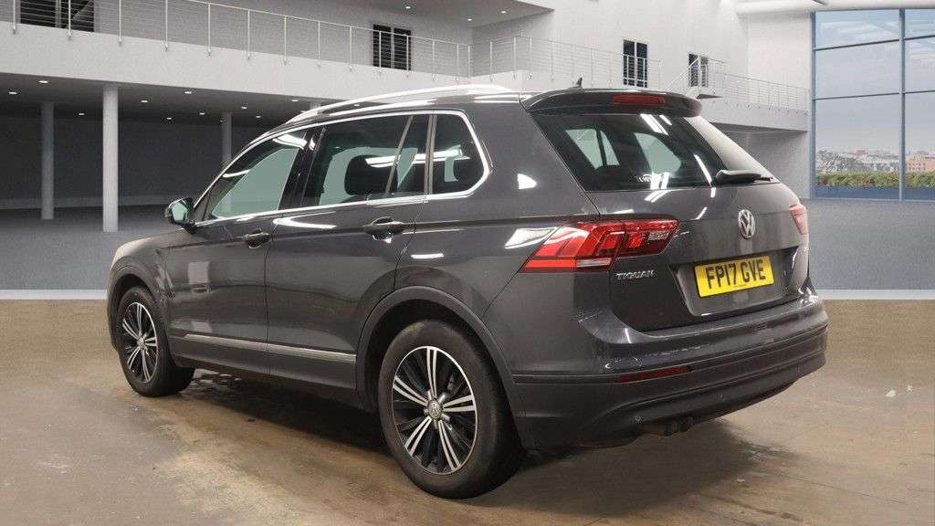 2017 VOLKSWAGEN TIGUAN 2017 VOLKSWAGEN TIGUAN