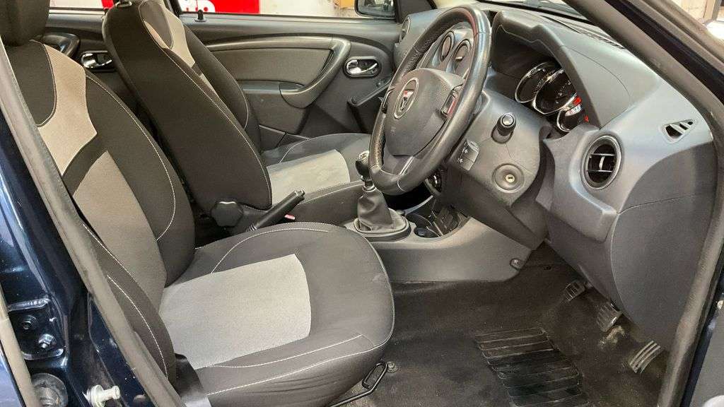 2016 DACIA DUSTER 2016 DACIA DUSTER