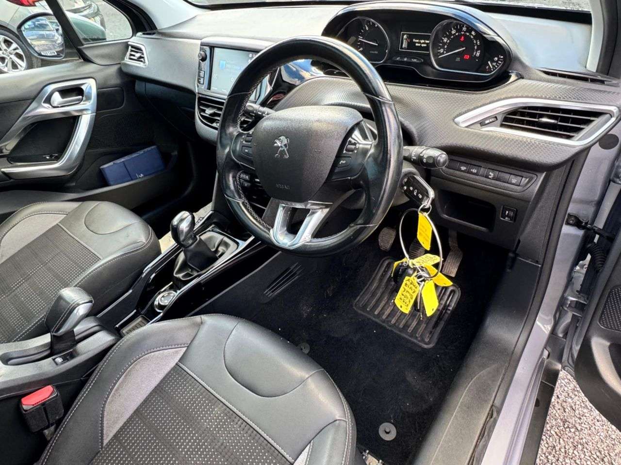 2019 PEUGEOT 2008 2019 PEUGEOT 2008