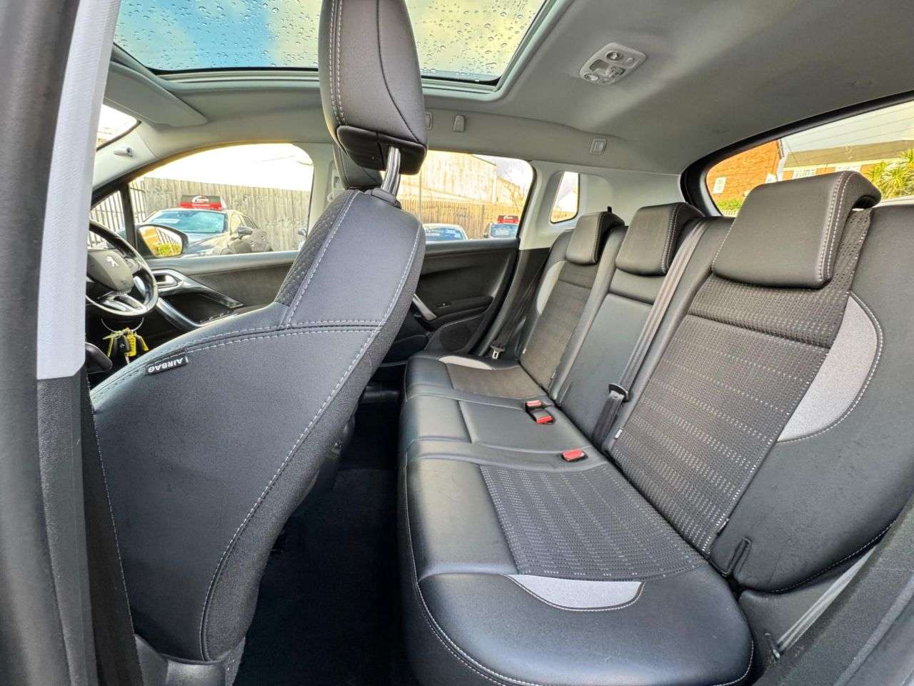 2019 PEUGEOT 2008 2019 PEUGEOT 2008