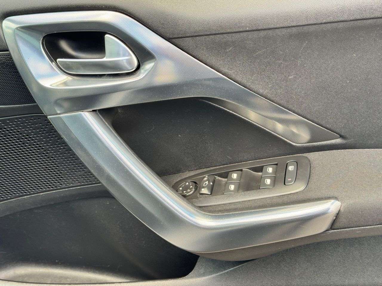 2019 PEUGEOT 2008 2019 PEUGEOT 2008