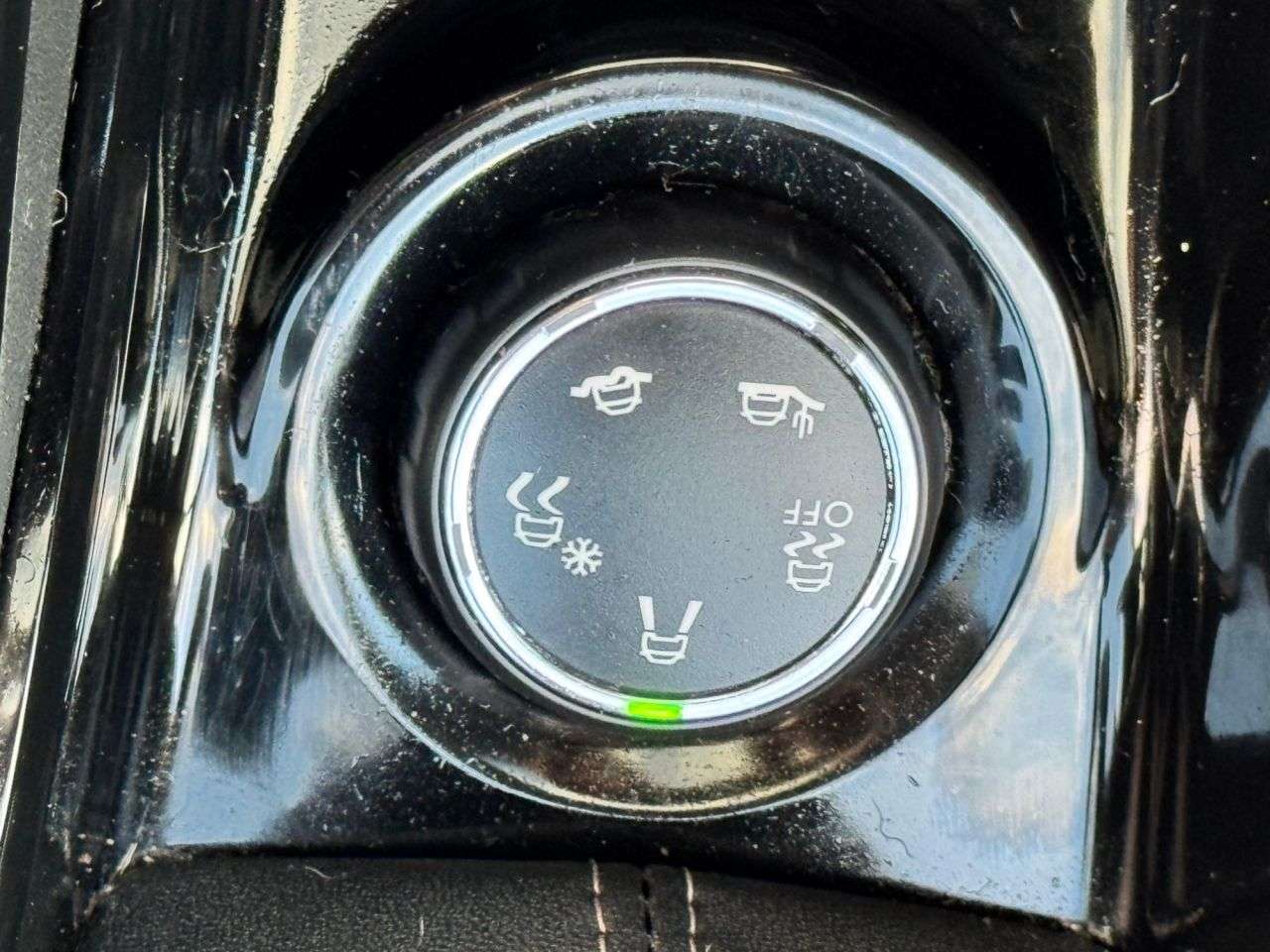 2019 PEUGEOT 2008 2019 PEUGEOT 2008