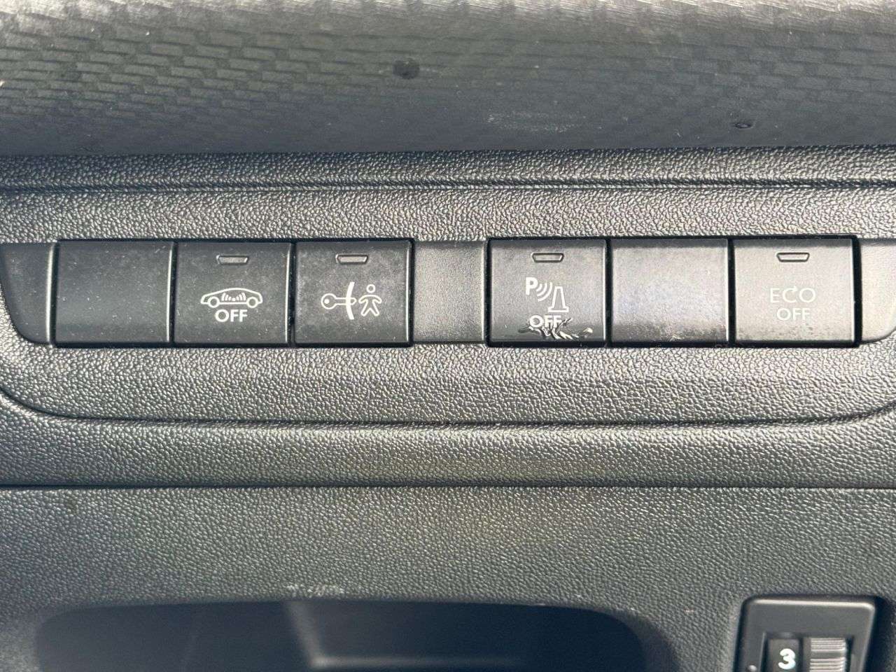 2019 PEUGEOT 2008 2019 PEUGEOT 2008