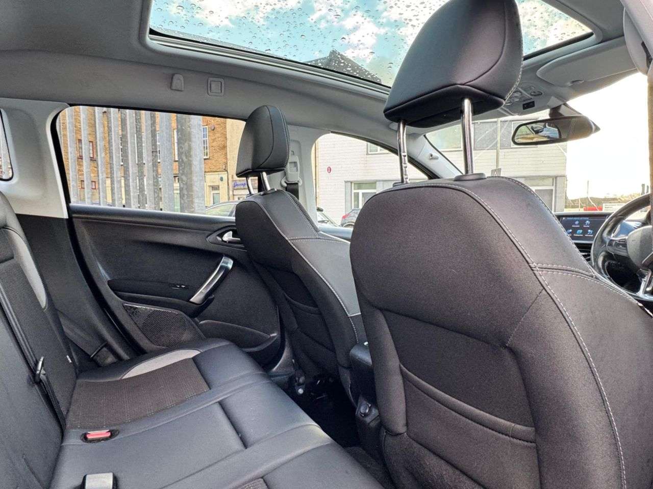 2019 PEUGEOT 2008 2019 PEUGEOT 2008