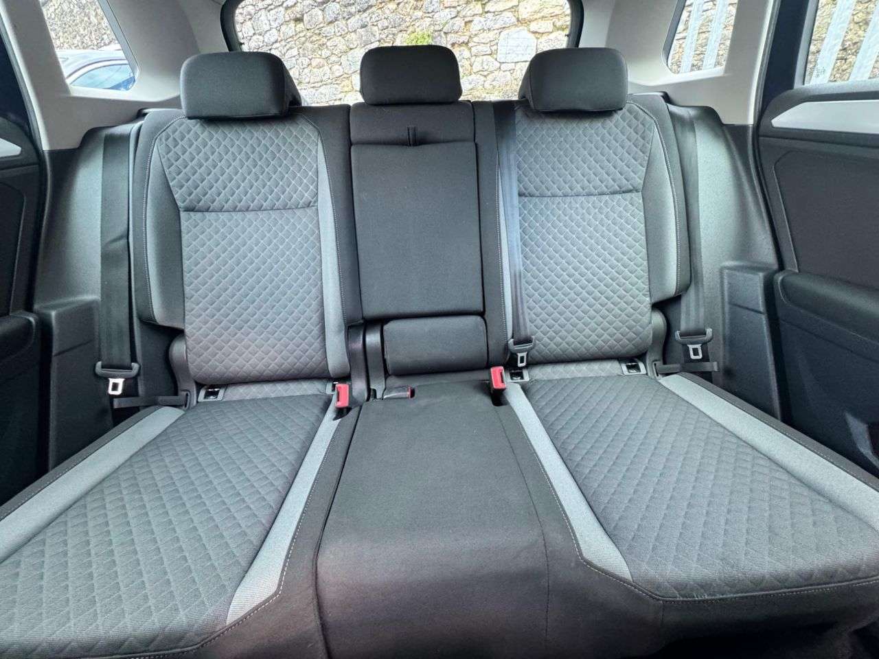 2017 VOLKSWAGEN TIGUAN 2017 VOLKSWAGEN TIGUAN