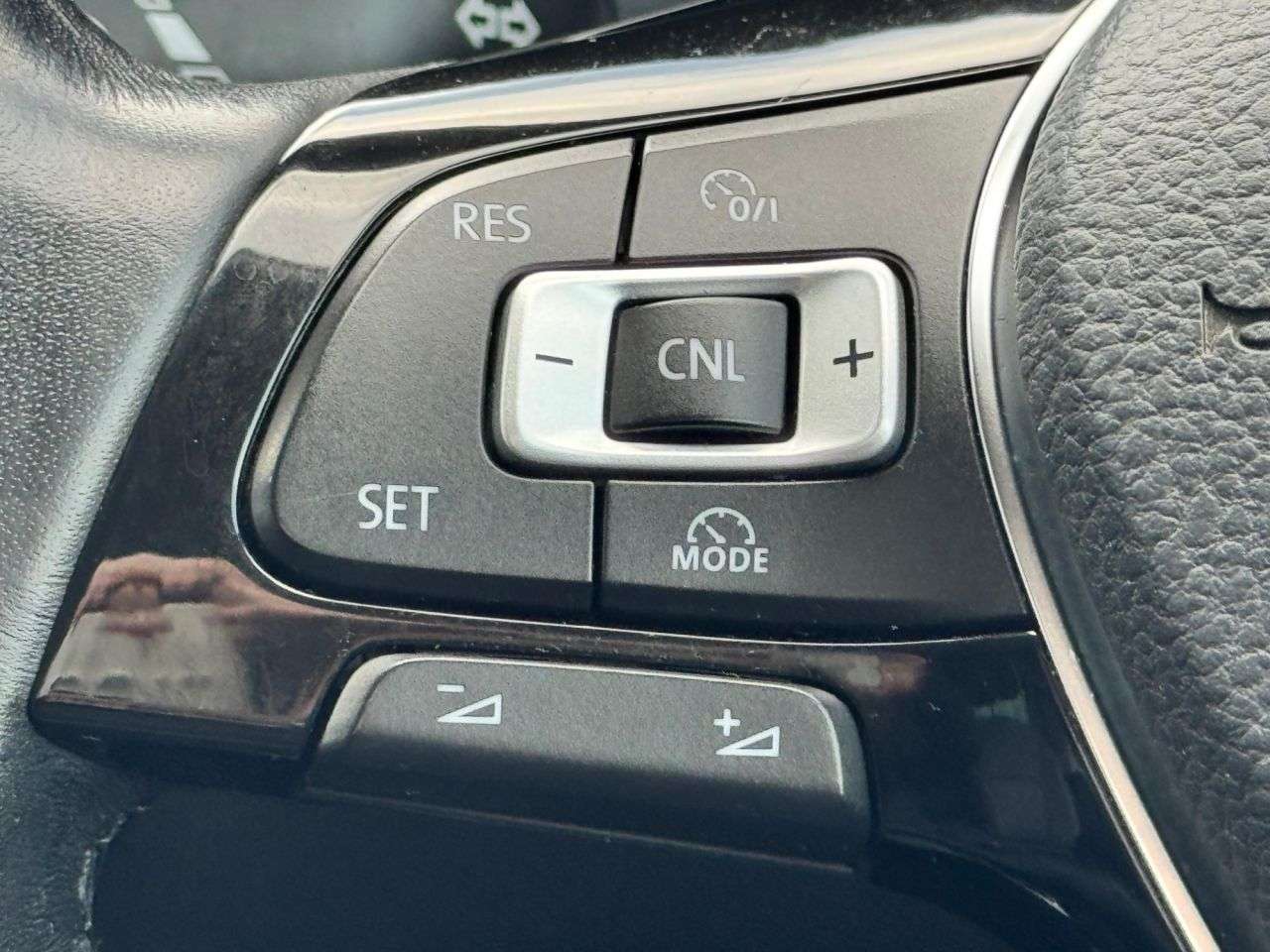 2017 VOLKSWAGEN TIGUAN 2017 VOLKSWAGEN TIGUAN