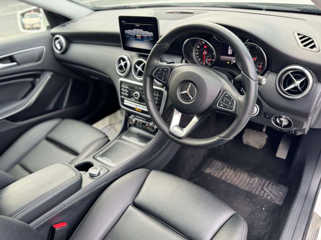 2018 MERCEDES-BENZ A-CLASS 2018 MERCEDES-BENZ A-CLASS