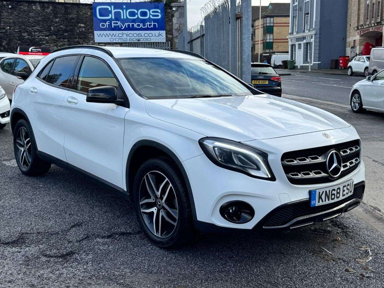 A 2018 MERCEDES-BENZ GLA 1.6 GLA180 Urban Edition SUV 5dr Petrol Manual Euro 6 (s/s) (122 ps) A 2018 MERCEDES-BENZ GLA 1.6 GLA180 Urban Edition SUV 5dr Petrol Manual Euro 6 (s/s) (122 ps)