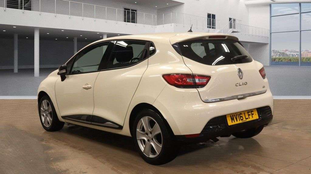 2016 RENAULT CLIO 2016 RENAULT CLIO