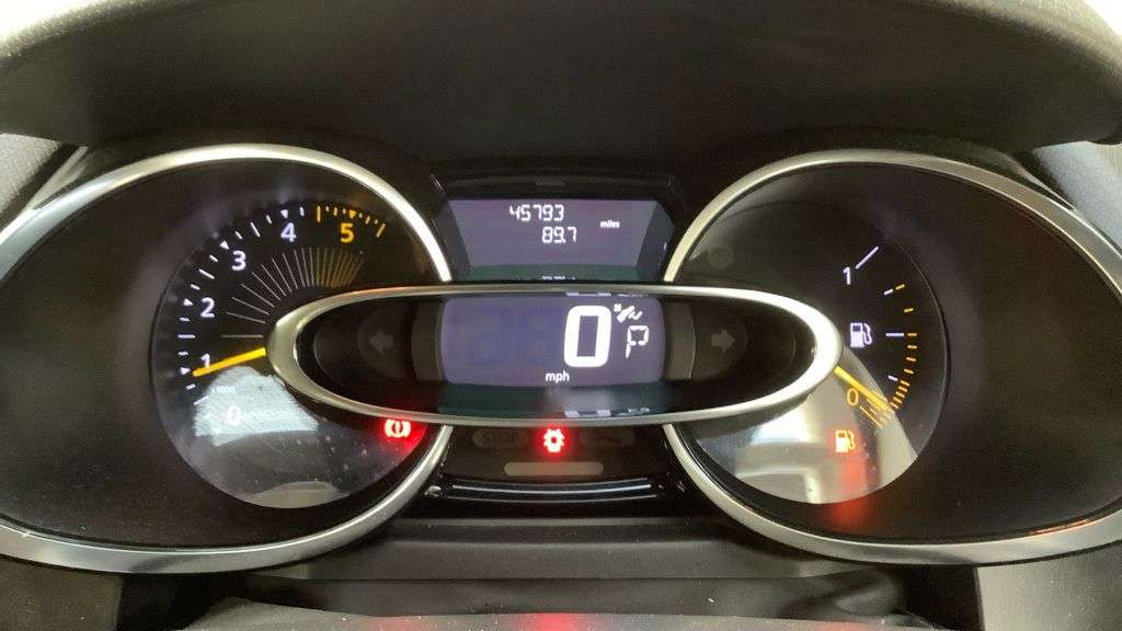 2016 RENAULT CLIO 2016 RENAULT CLIO