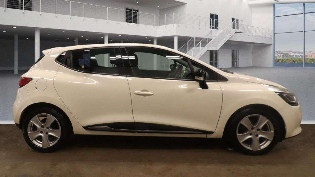 2016 RENAULT CLIO 2016 RENAULT CLIO