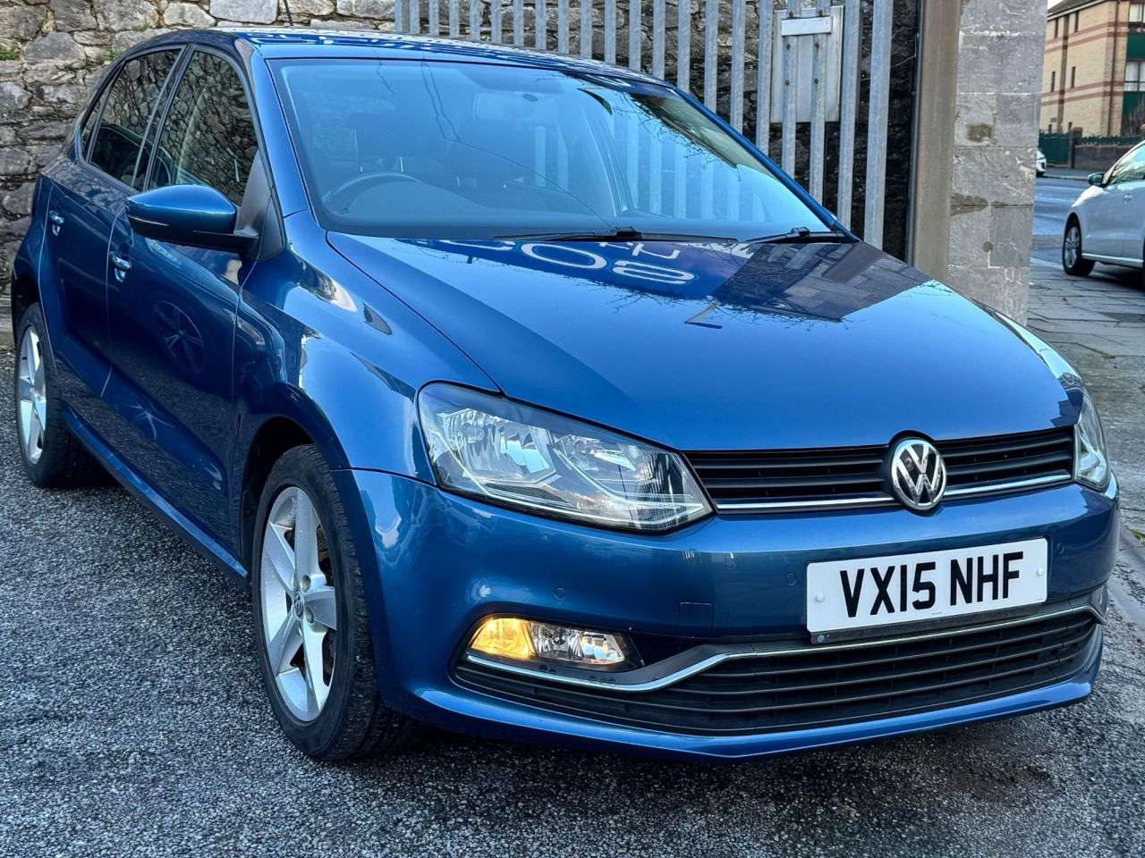 A 2015 VOLKSWAGEN POLO 1.2 TSI BlueMotion Tech SEL Hatchback 5dr Petrol Manual Euro 6 (s/s) (110 p A 2015 VOLKSWAGEN POLO 1.2 TSI BlueMotion Tech SEL Hatchback 5dr Petrol Manual Euro 6 (s/s) (110 p