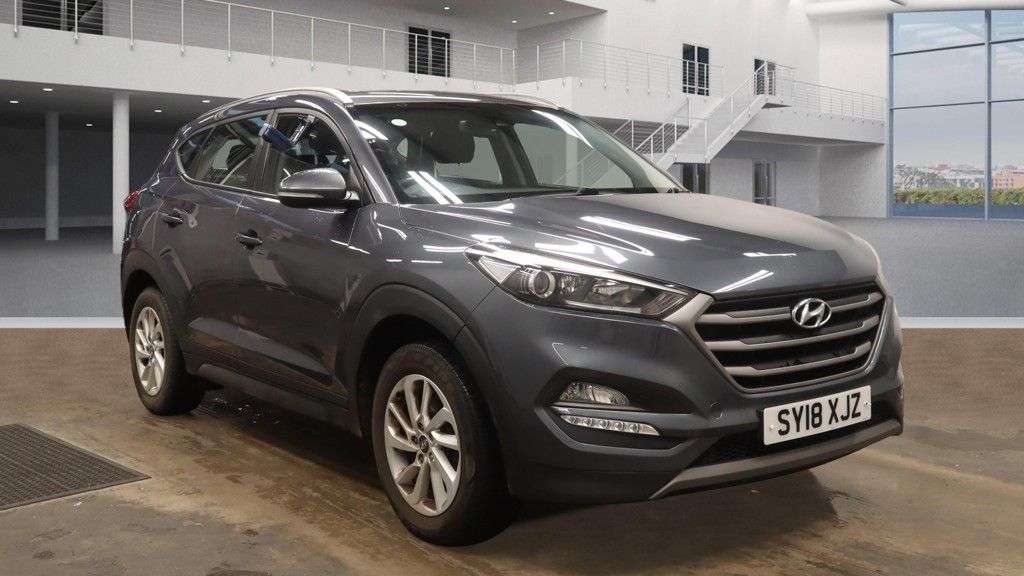 A 2018 HYUNDAI TUCSON 1.6 GDi Blue Drive SE Nav SUV 5dr Petrol Manual Euro 6 (s/s) (132 ps) A 2018 HYUNDAI TUCSON 1.6 GDi Blue Drive SE Nav SUV 5dr Petrol Manual Euro 6 (s/s) (132 ps)