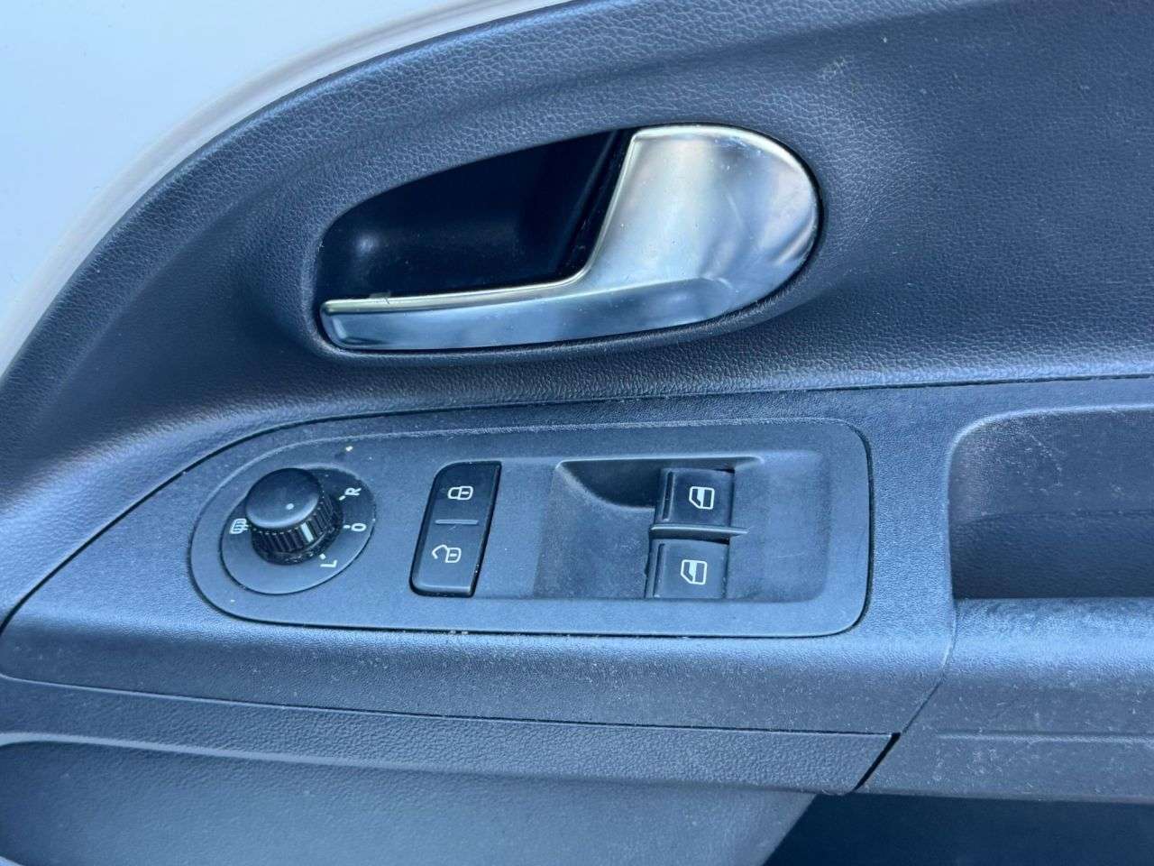 2015 VOLKSWAGEN UP! 2015 VOLKSWAGEN UP!