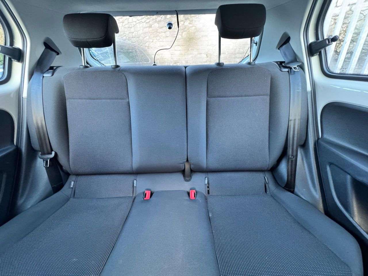 2015 VOLKSWAGEN UP! 2015 VOLKSWAGEN UP!