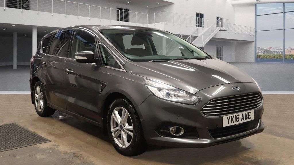 A 2016 FORD S-MAX 2.0 TDCi Titanium MPV 5dr Diesel Manual Euro 6 (s/s) (150 ps) A 2016 FORD S-MAX 2.0 TDCi Titanium MPV 5dr Diesel Manual Euro 6 (s/s) (150 ps)