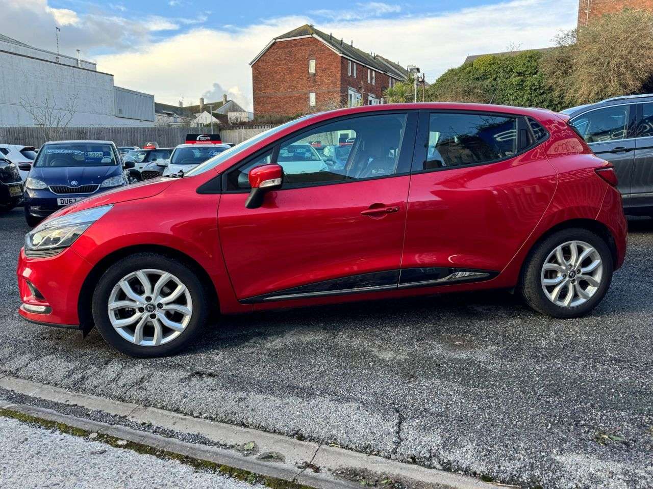 2018 RENAULT CLIO 2018 RENAULT CLIO