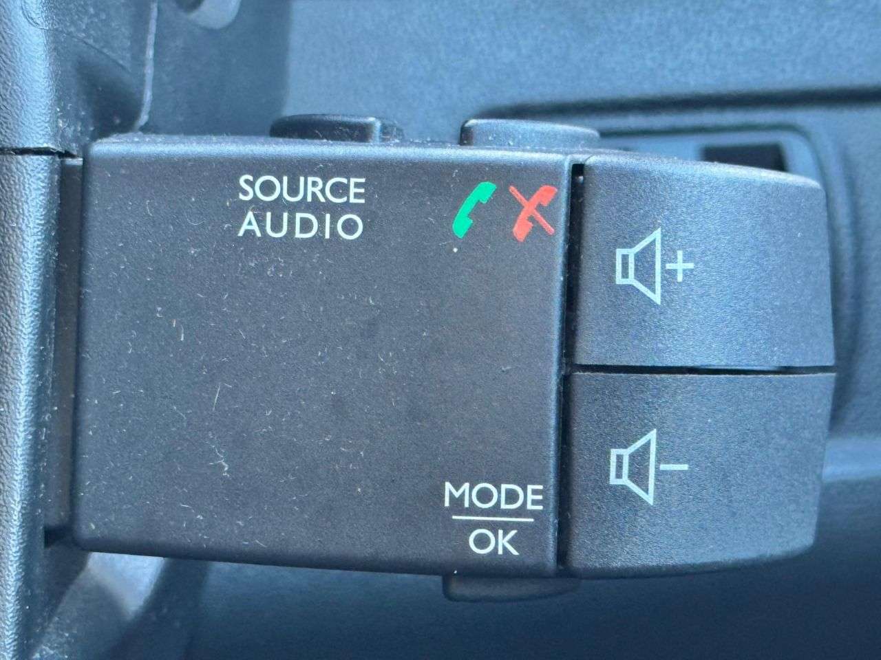 2018 RENAULT CLIO 2018 RENAULT CLIO