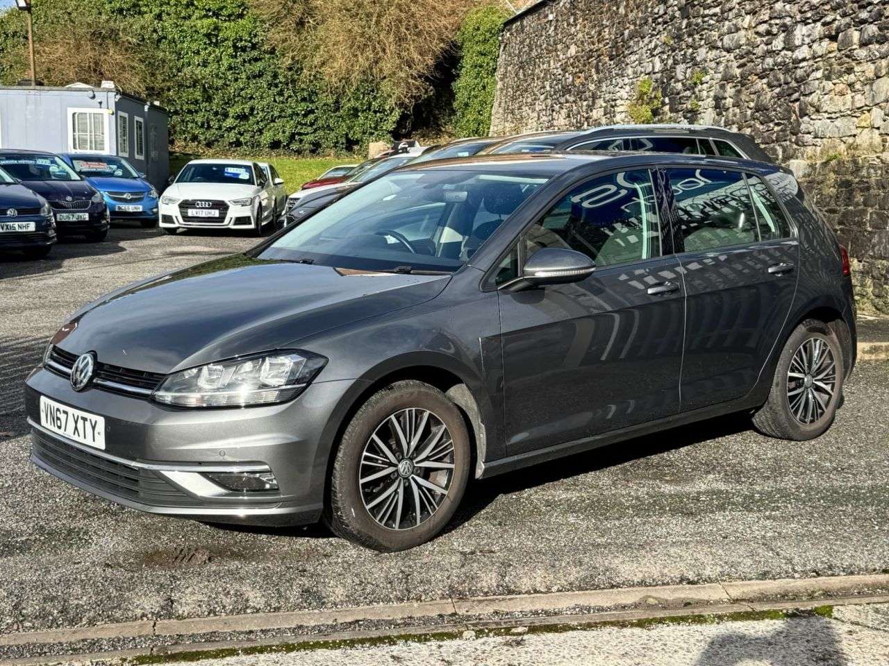 2017 VOLKSWAGEN GOLF 2017 VOLKSWAGEN GOLF