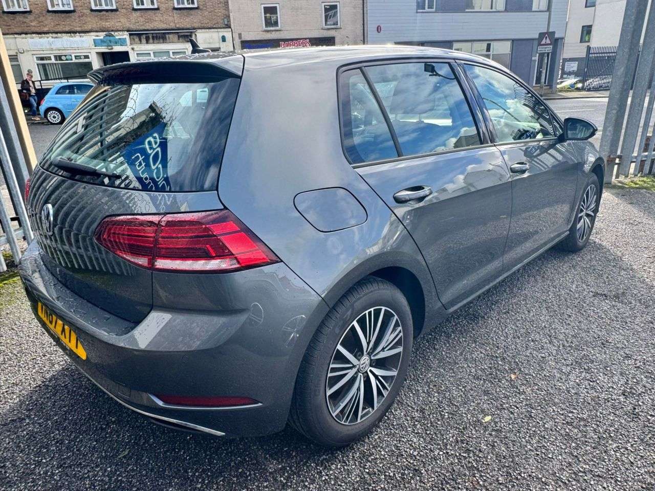 2017 VOLKSWAGEN GOLF 2017 VOLKSWAGEN GOLF