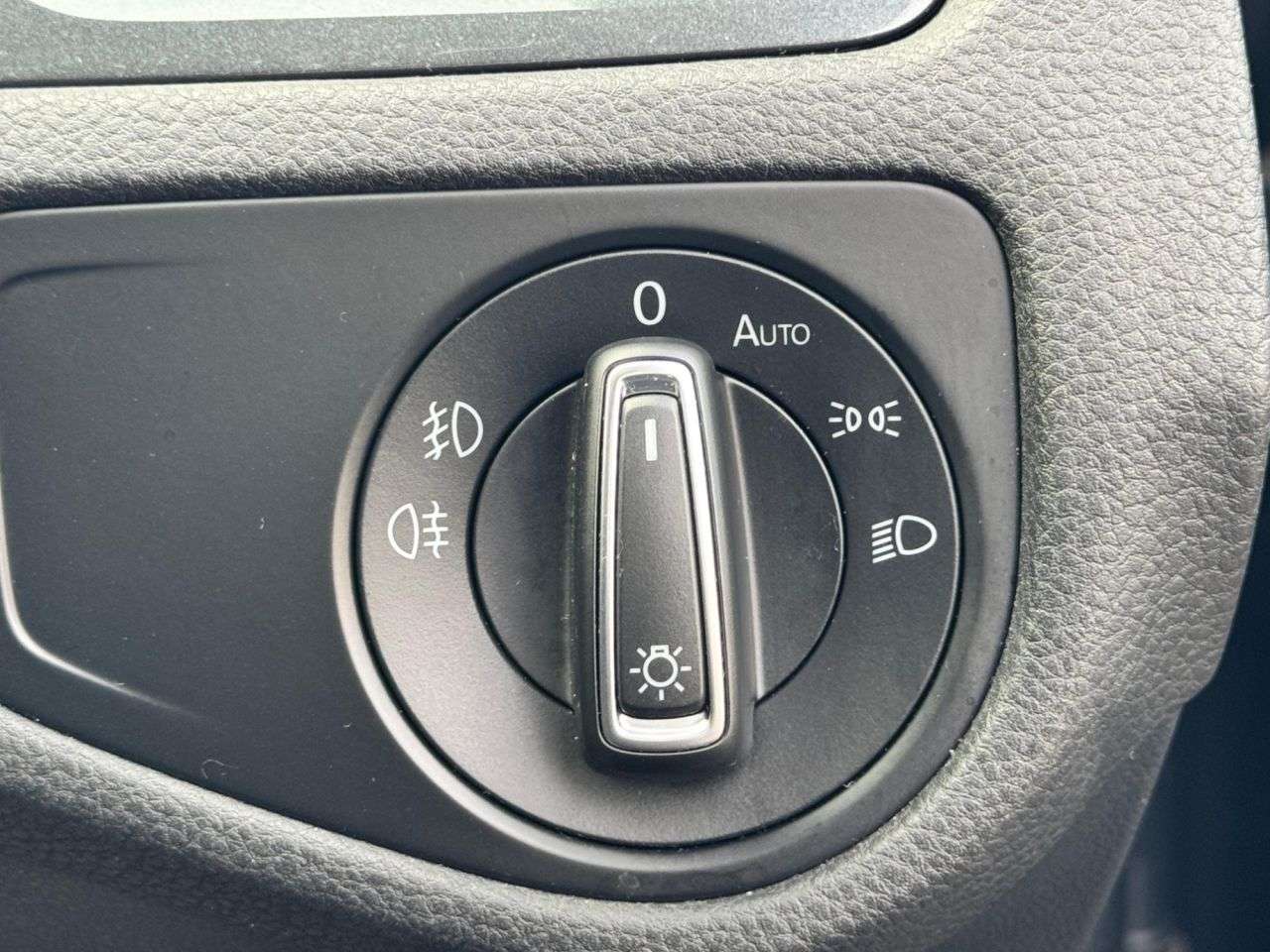 2019 VOLKSWAGEN GOLF 2019 VOLKSWAGEN GOLF