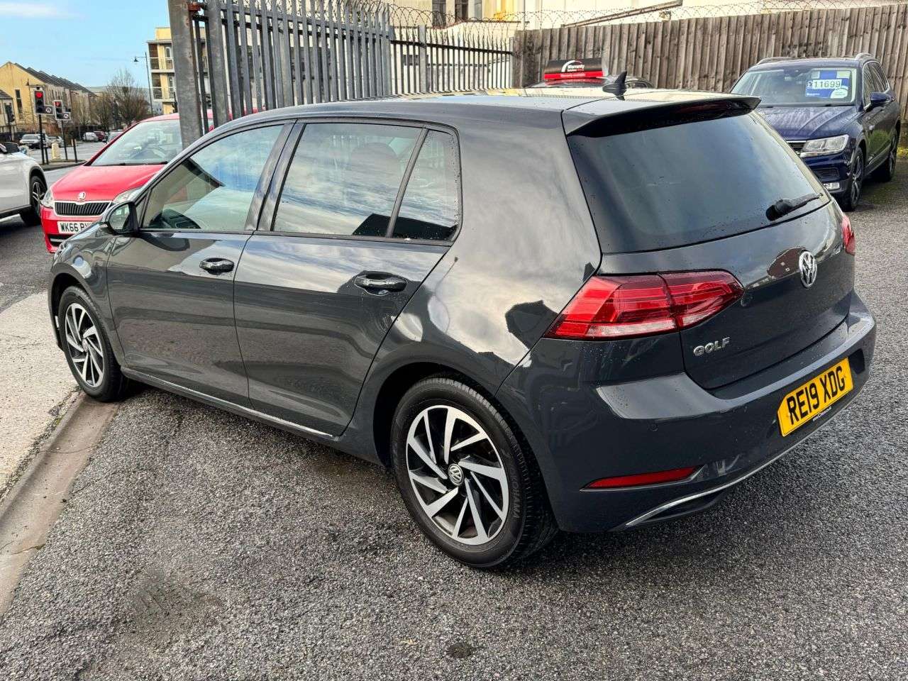 2019 VOLKSWAGEN GOLF 2019 VOLKSWAGEN GOLF
