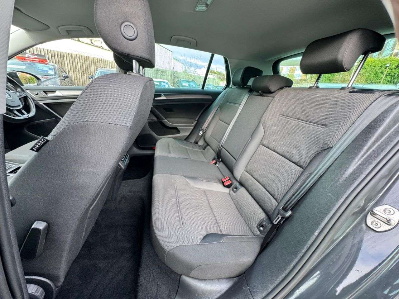 2019 VOLKSWAGEN GOLF 2019 VOLKSWAGEN GOLF