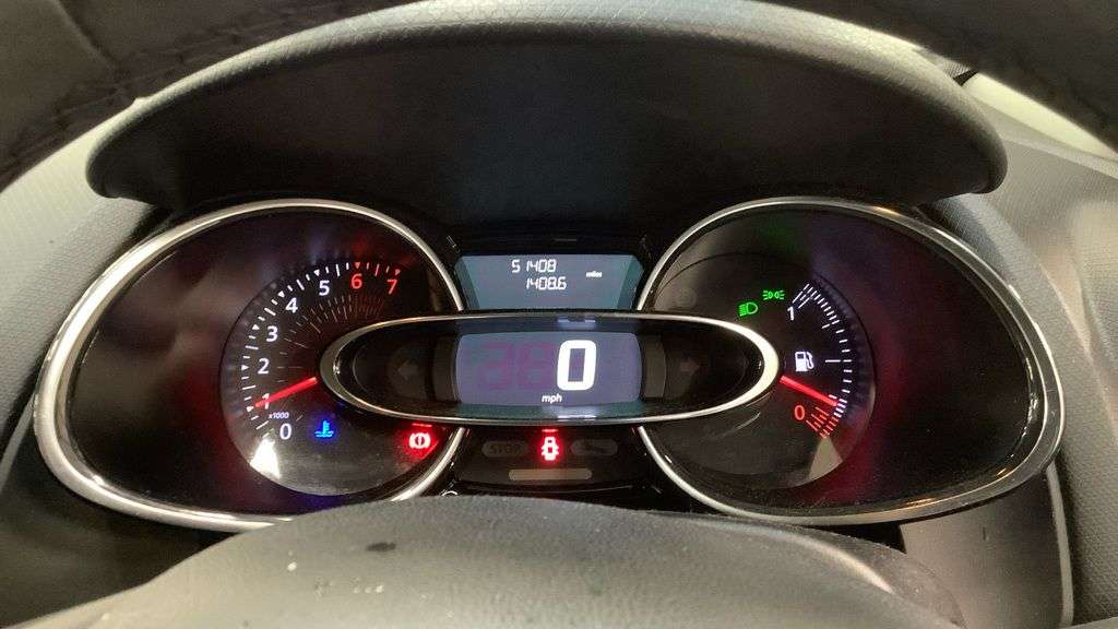 2017 RENAULT CLIO 2017 RENAULT CLIO