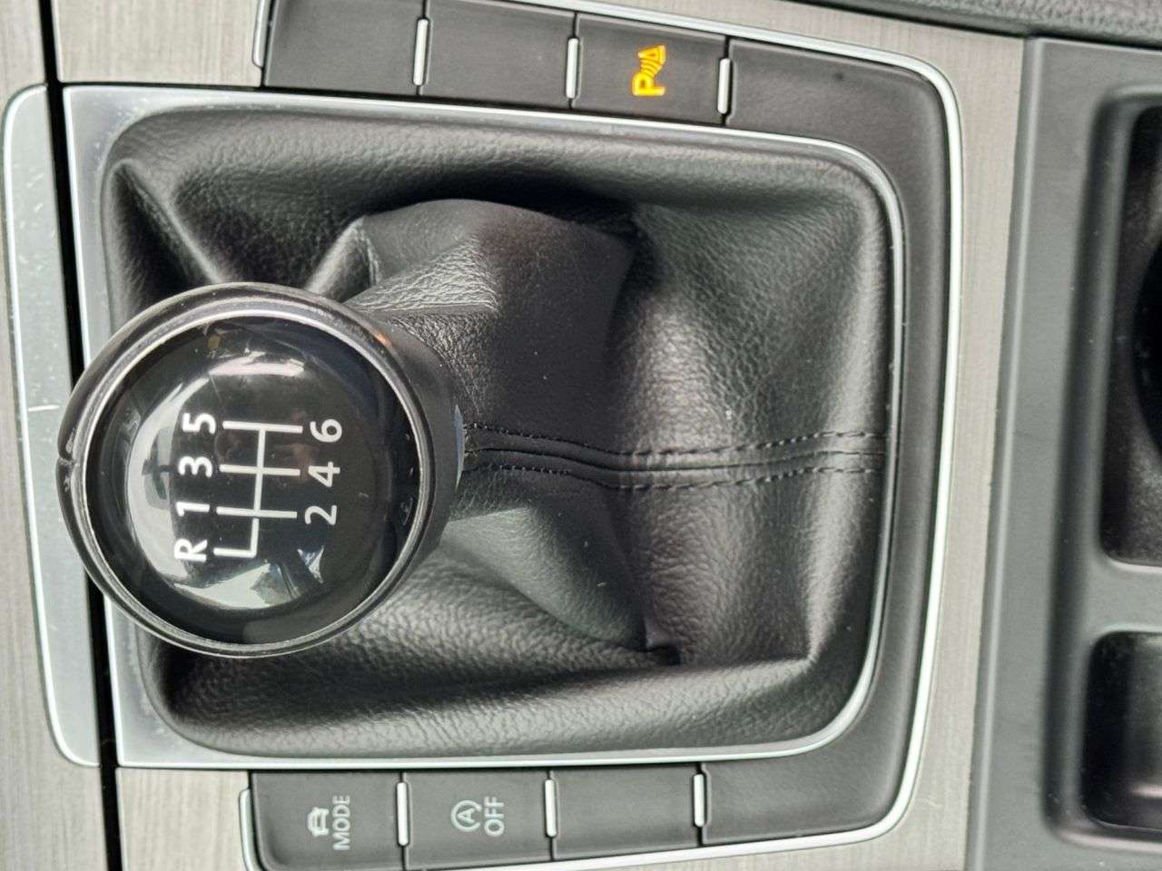 2017 VOLKSWAGEN GOLF 2017 VOLKSWAGEN GOLF