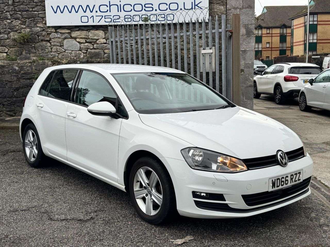 2017 VOLKSWAGEN GOLF 2017 VOLKSWAGEN GOLF