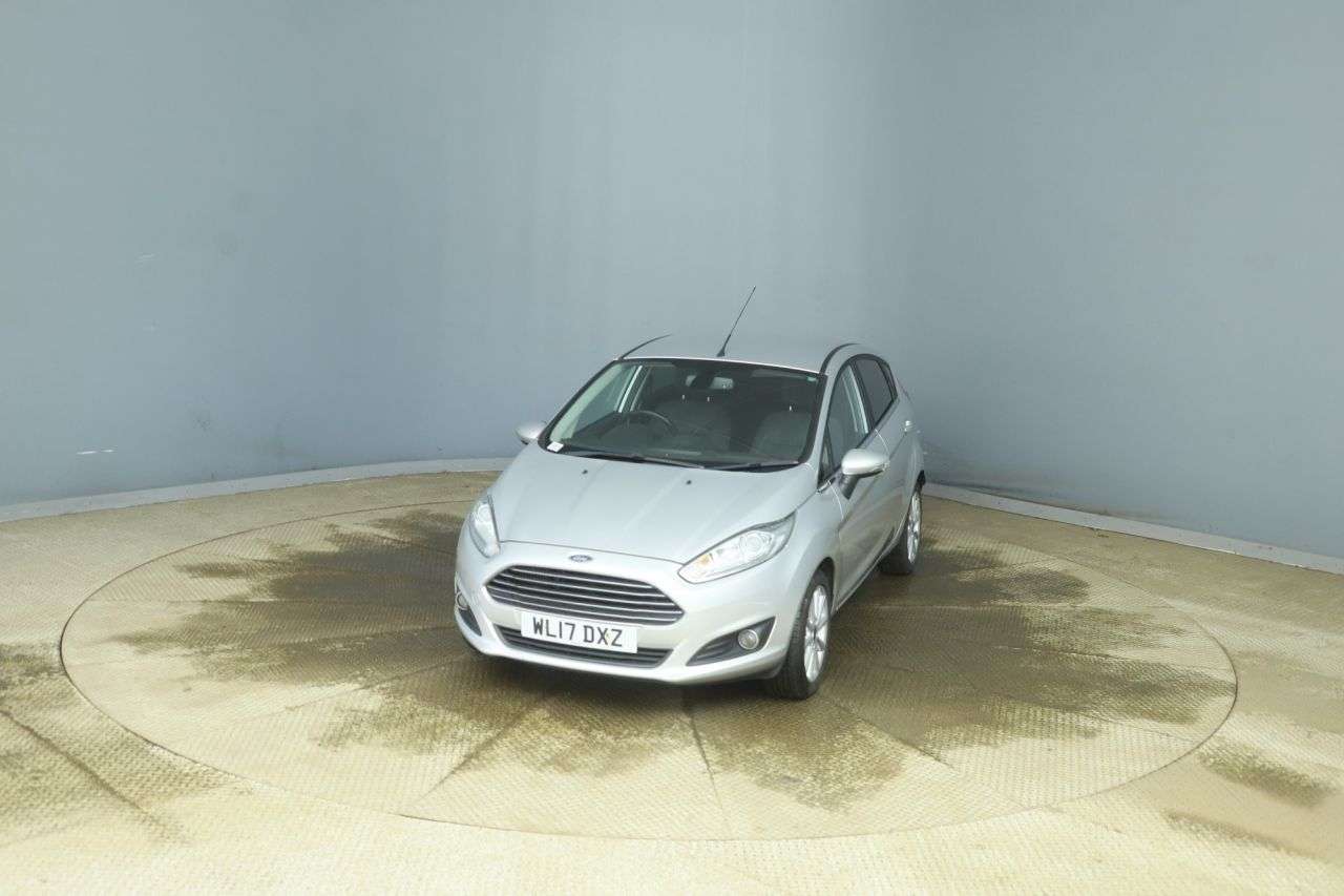 A 2017 FORD FIESTA 1.0T EcoBoost Titanium Hatchback 5dr Petrol Manual Euro 6 (s/s) (125 ps) A 2017 FORD FIESTA 1.0T EcoBoost Titanium Hatchback 5dr Petrol Manual Euro 6 (s/s) (125 ps)