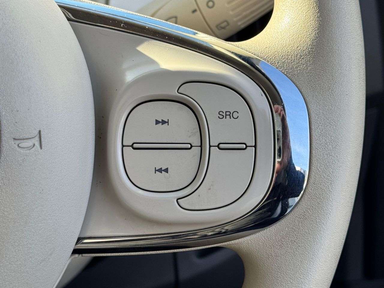 2017 FIAT 500 2017 FIAT 500