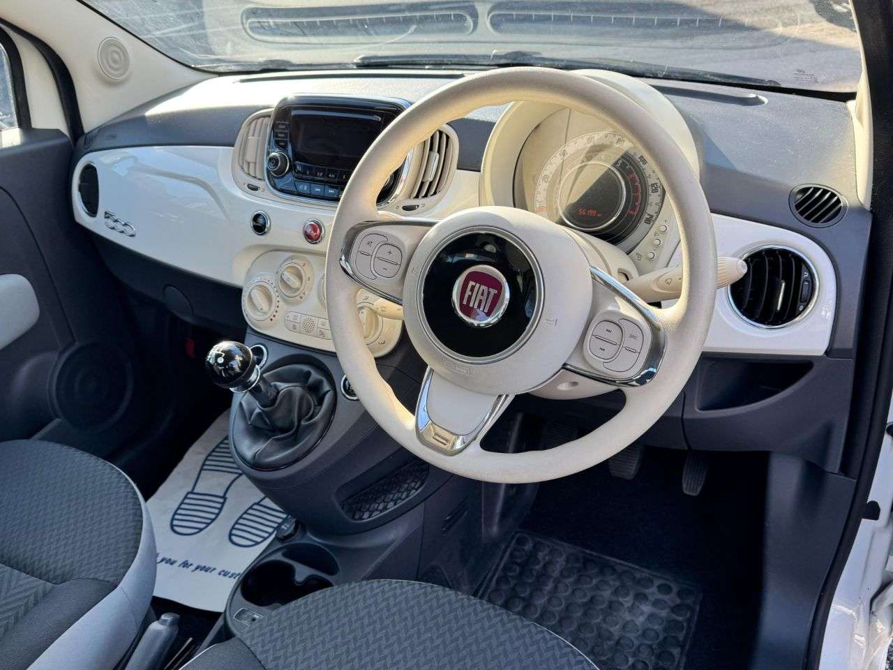 2017 FIAT 500 2017 FIAT 500