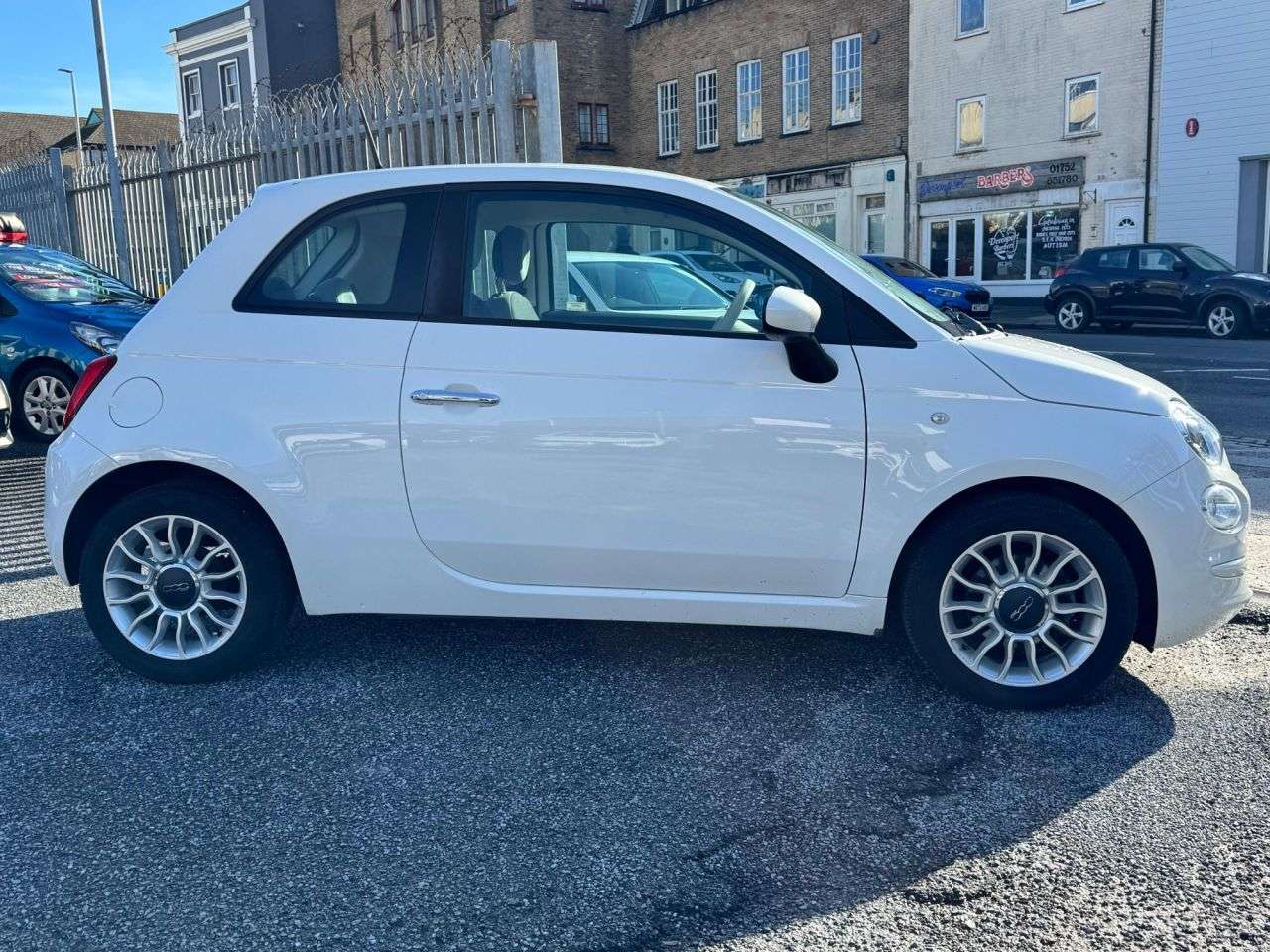2017 FIAT 500 2017 FIAT 500