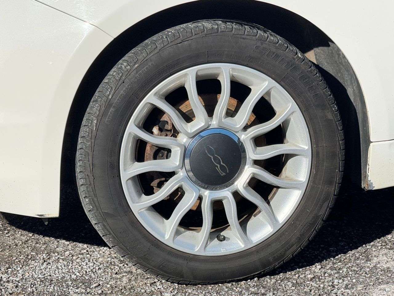 2017 FIAT 500 2017 FIAT 500