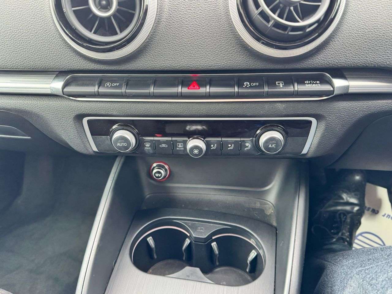 2016 AUDI A3 2016 AUDI A3