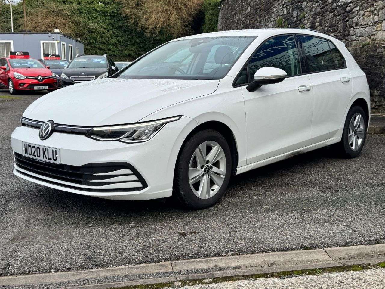 A 2020 VOLKSWAGEN GOLF 1.5 TSI Life Hatchback 5dr Petrol Manual Euro 6 (s/s) (130 ps) A 2020 VOLKSWAGEN GOLF 1.5 TSI Life Hatchback 5dr Petrol Manual Euro 6 (s/s) (130 ps)