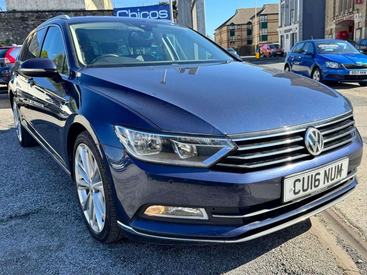 A 2016 VOLKSWAGEN PASSAT 2.0 TDI BlueMotion Tech GT Estate 5dr Diesel DSG Euro 6 (s/s) (150 ps) A 2016 VOLKSWAGEN PASSAT 2.0 TDI BlueMotion Tech GT Estate 5dr Diesel DSG Euro 6 (s/s) (150 ps)