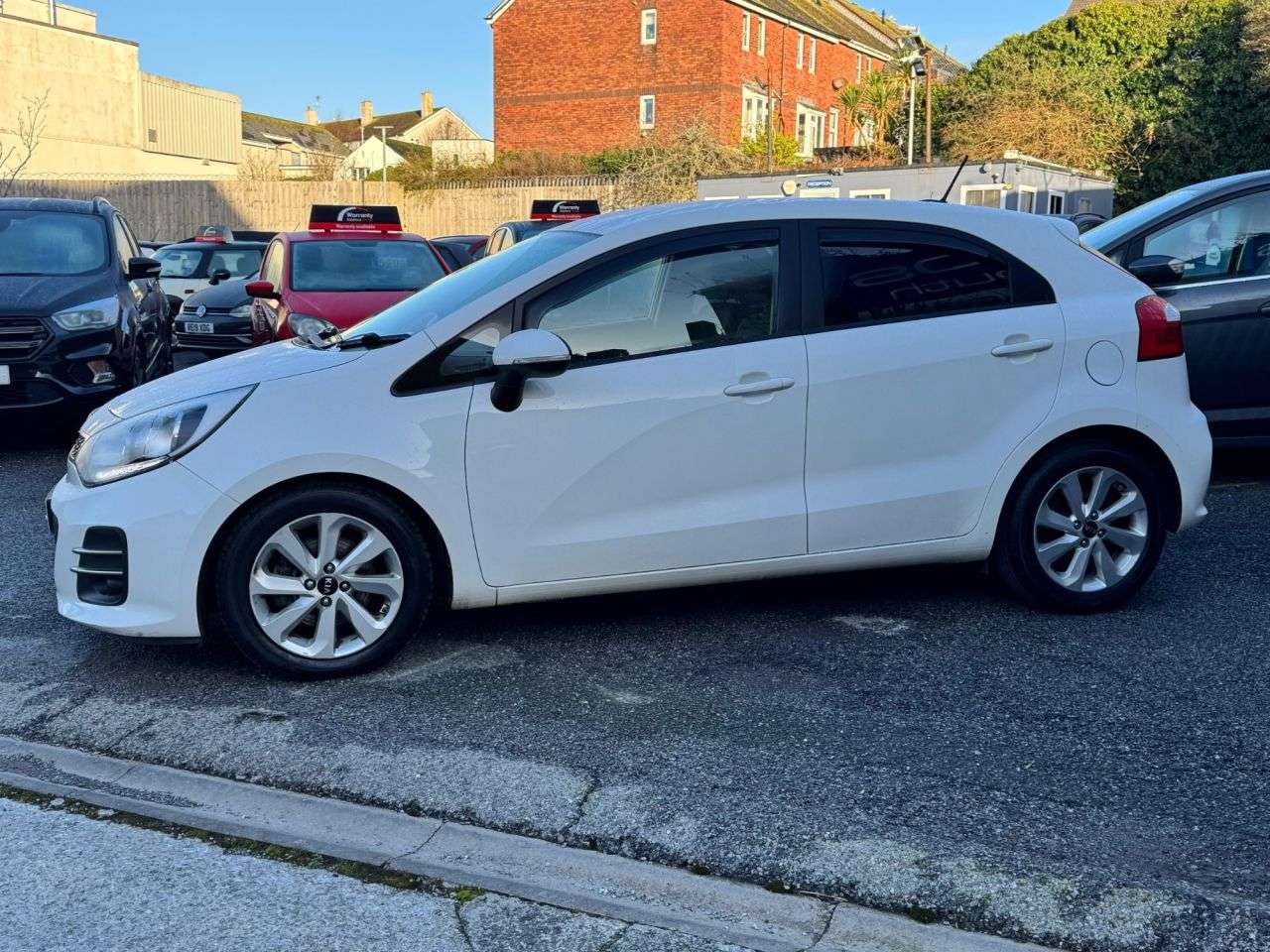 2016 KIA RIO 2016 KIA RIO